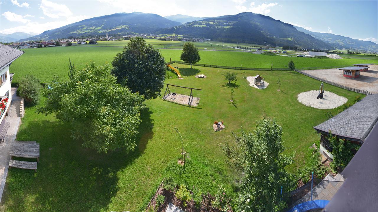 Alpenchalet Stadlpoint Ried im Zillertal Exterior photo